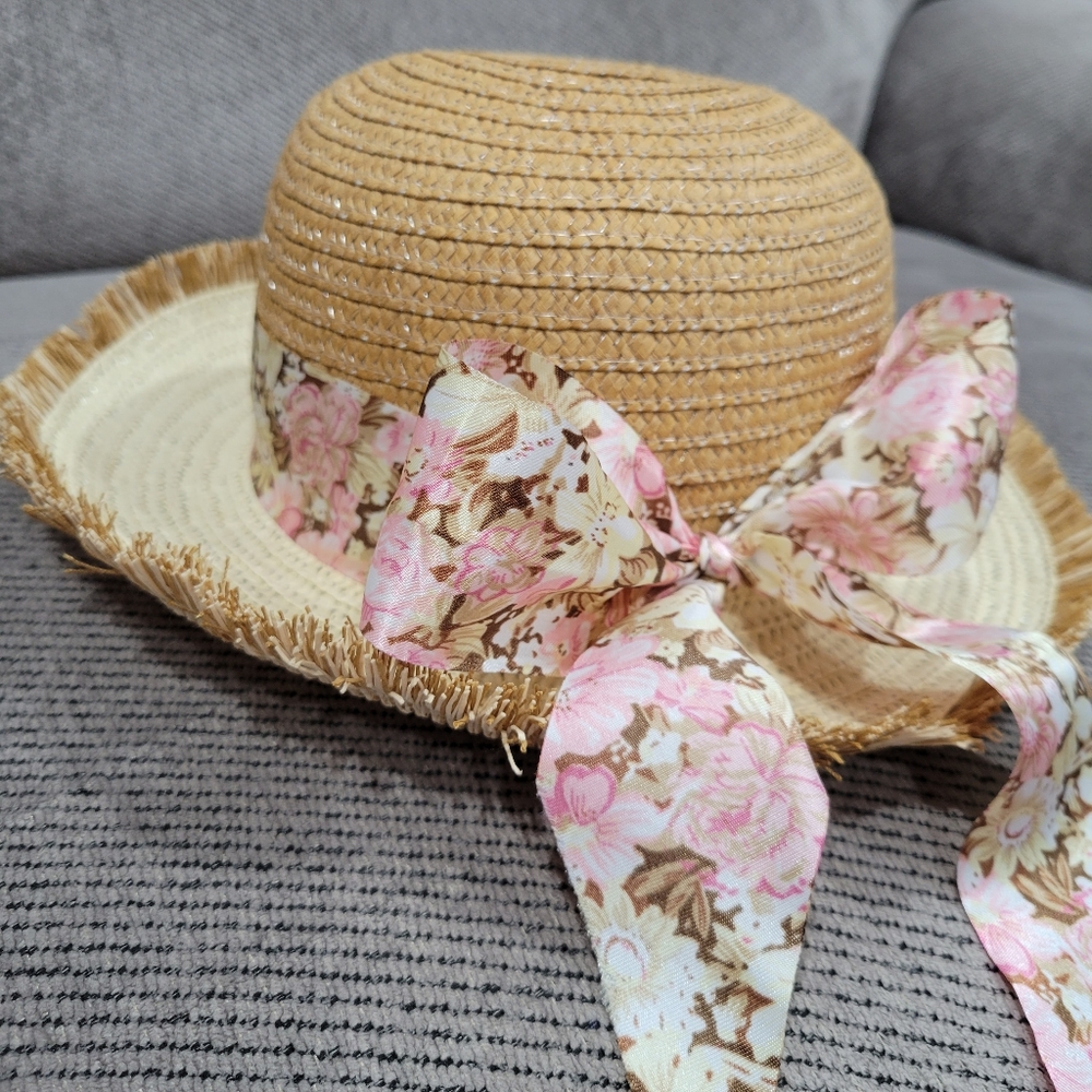 Summer Hat - Picture 2 of 5